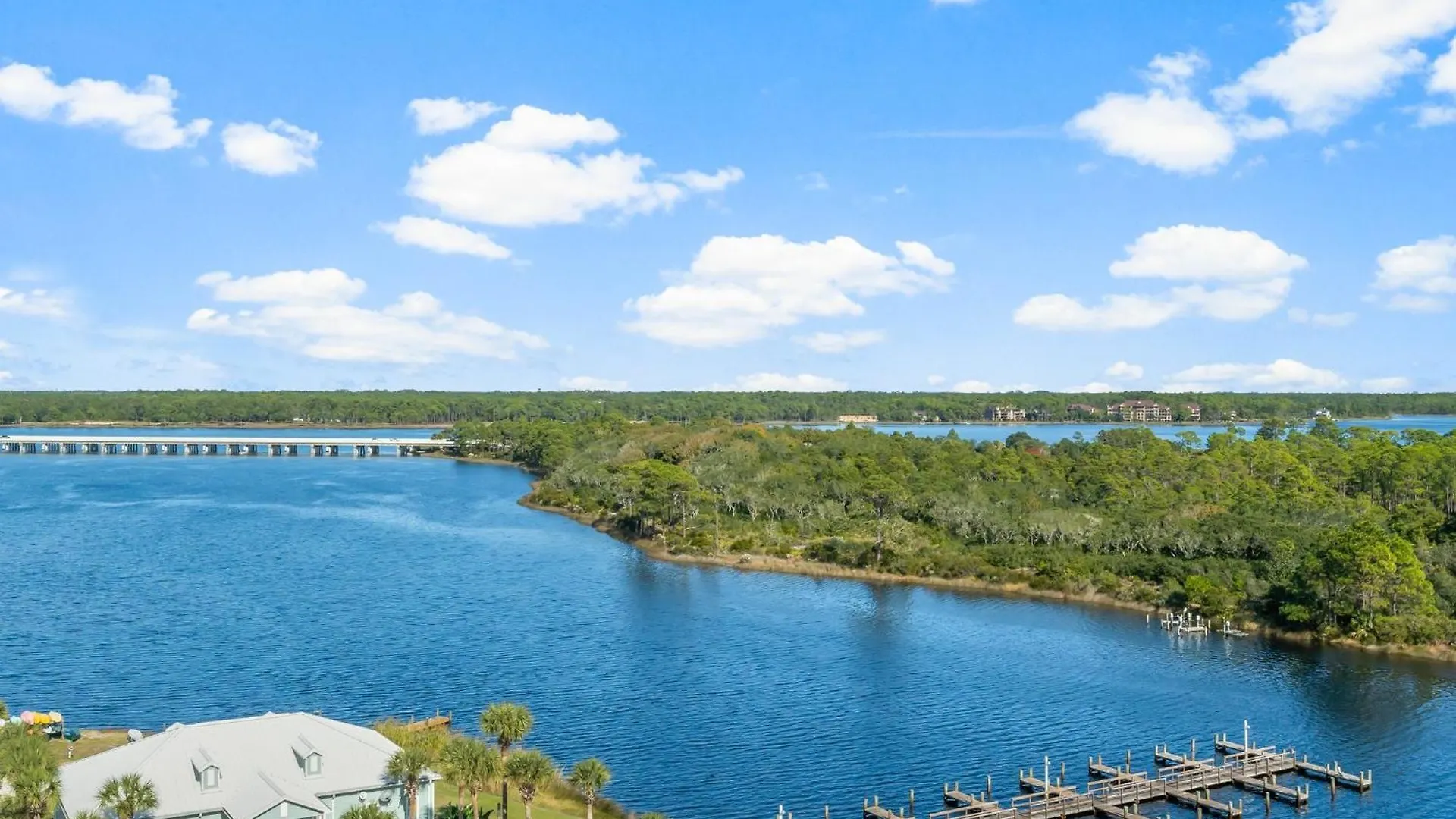 Beautiful Gulf And Lake Views From Pinnacle Port A-935! Panama Stadt Ferienhaus